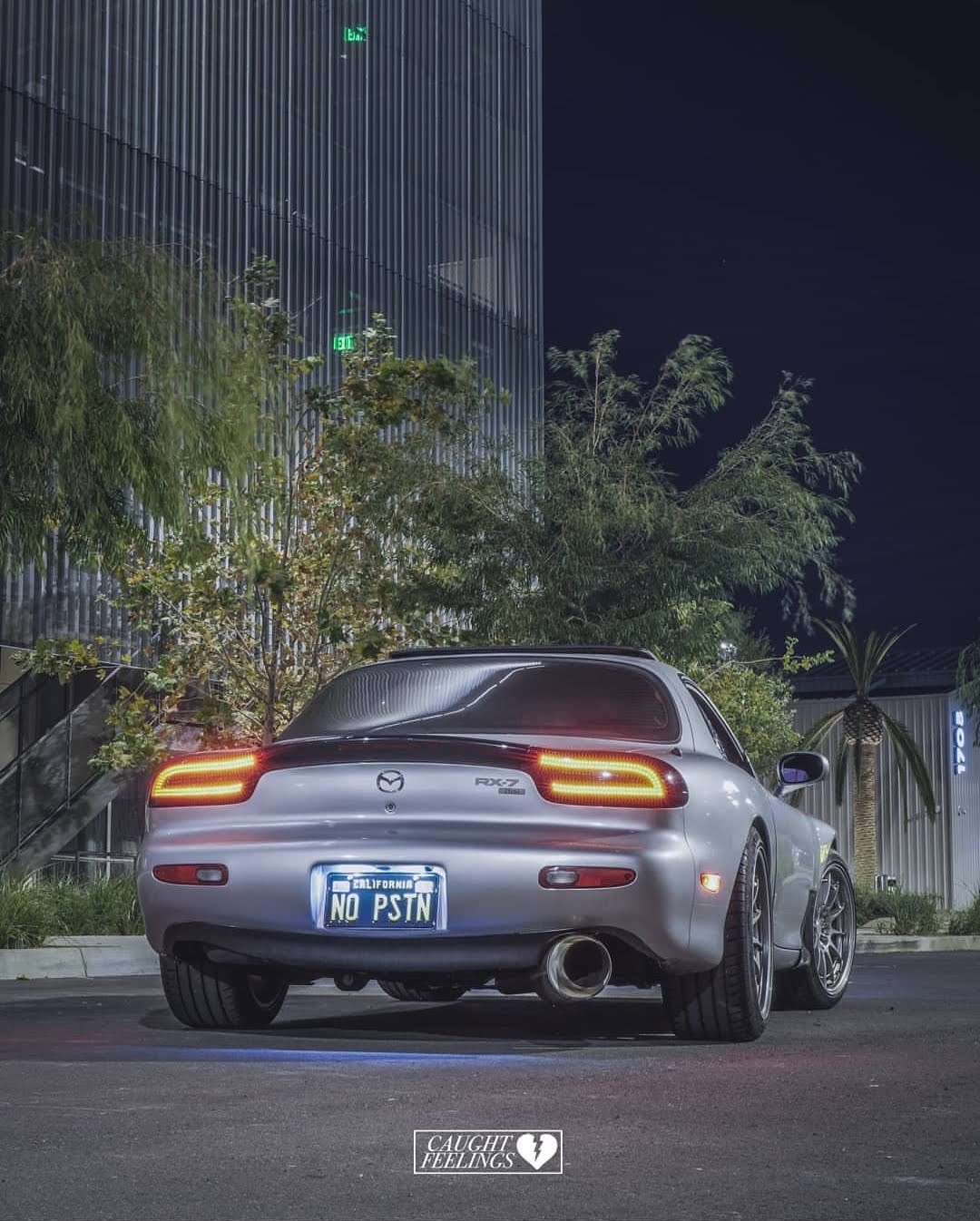 1992-2002 Mazda RX-7 FD Custom Tail Lights (Service)