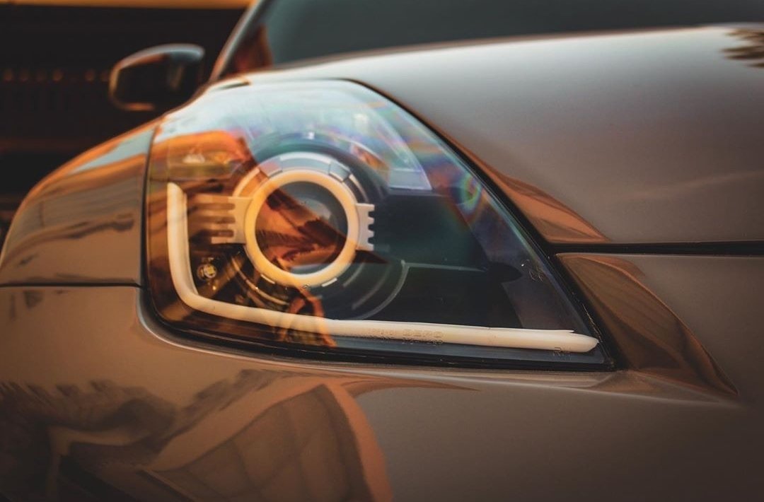 Nissan 350Z Stage 2 switchback LED headlights — view 5